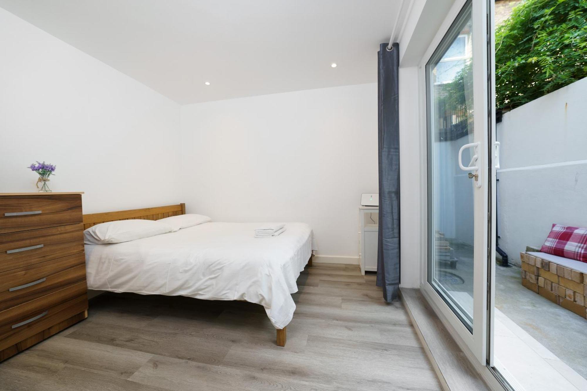 Modern Apartment In South West London Eksteriør billede