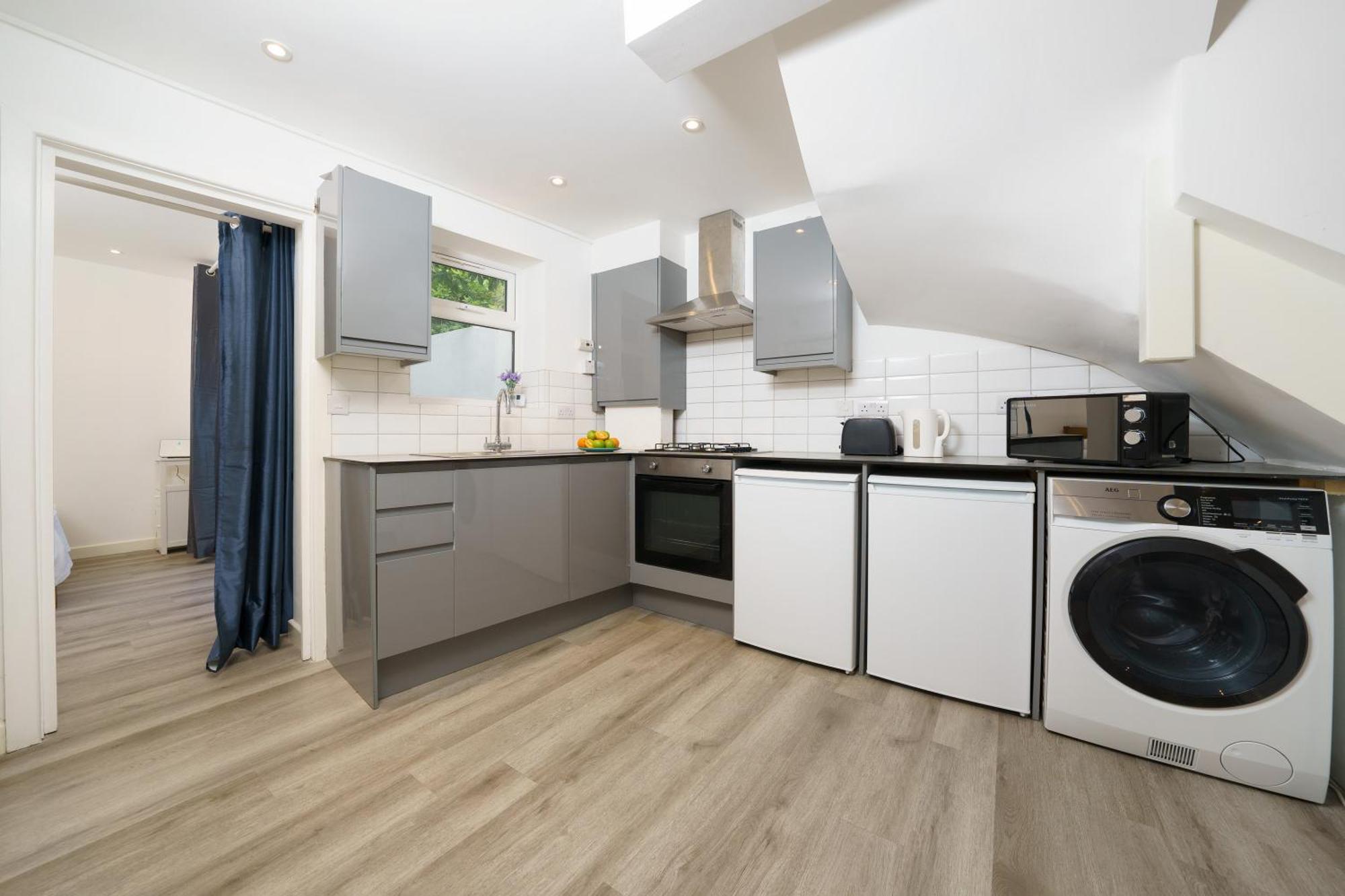 Modern Apartment In South West London Eksteriør billede